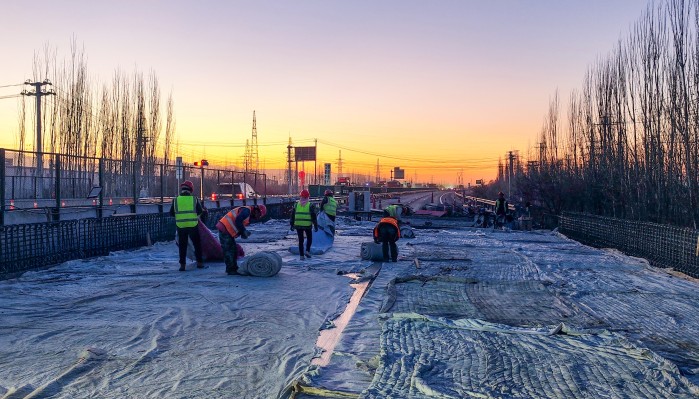 【“三抓三促”行動 ? 項目建設(shè)】生態(tài)潤澤川公司、河西生態(tài)公司在酒泉項目掀起冬季施工“攻堅戰(zhàn)”